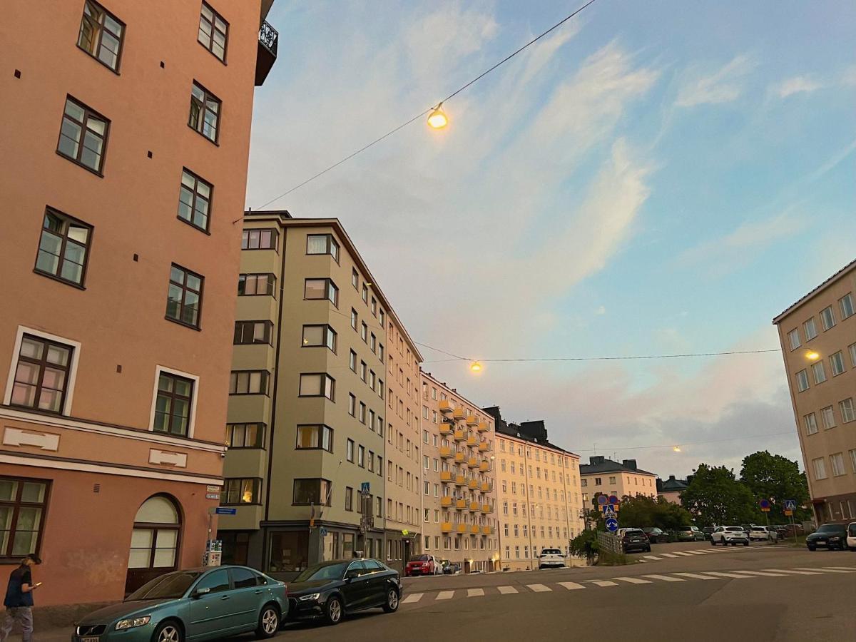Urban Penthouse Next To Metro With City Views Helsinki Kültér fotó